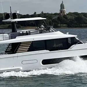 2024 Azimut MAGELLANO 60