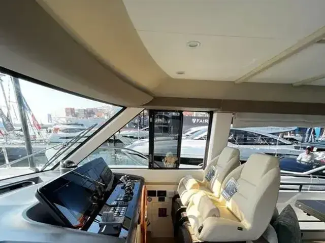 Azimut Magellano 60