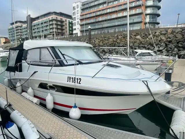 Beneteau Antares 8.8