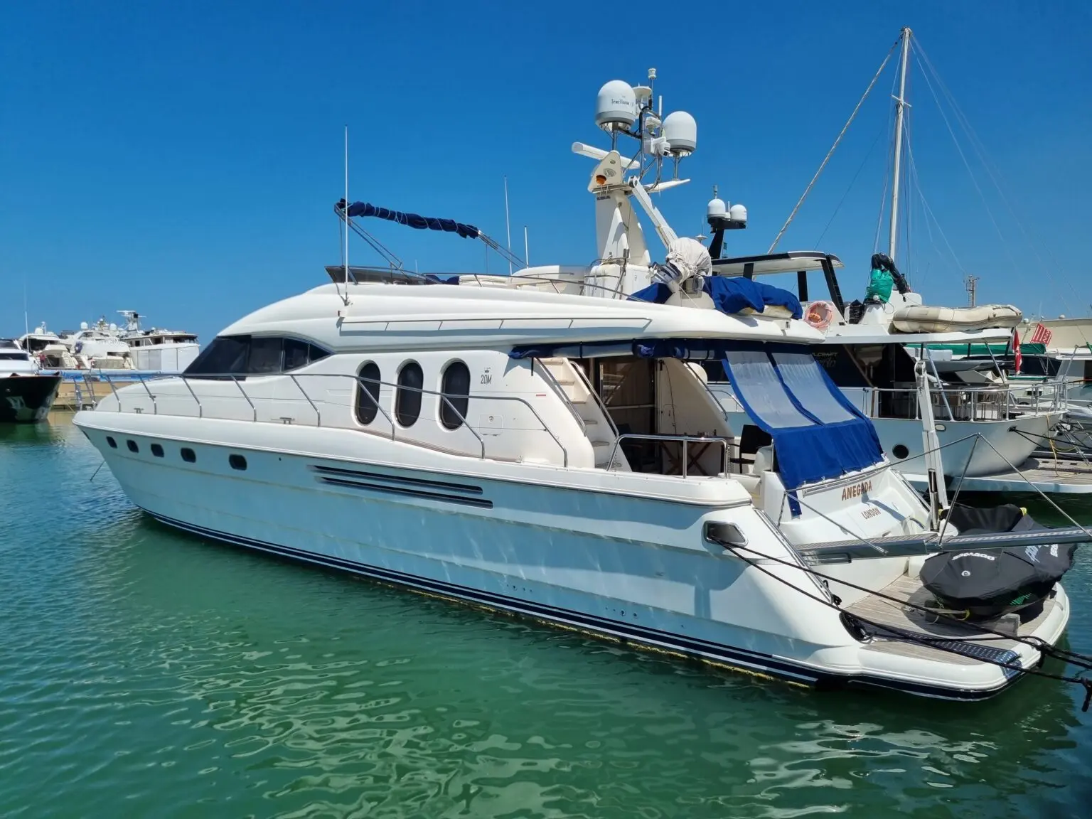 2001 Princess 20m