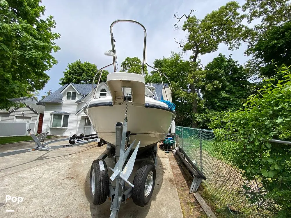 2001 Boston Whaler 28 conquest