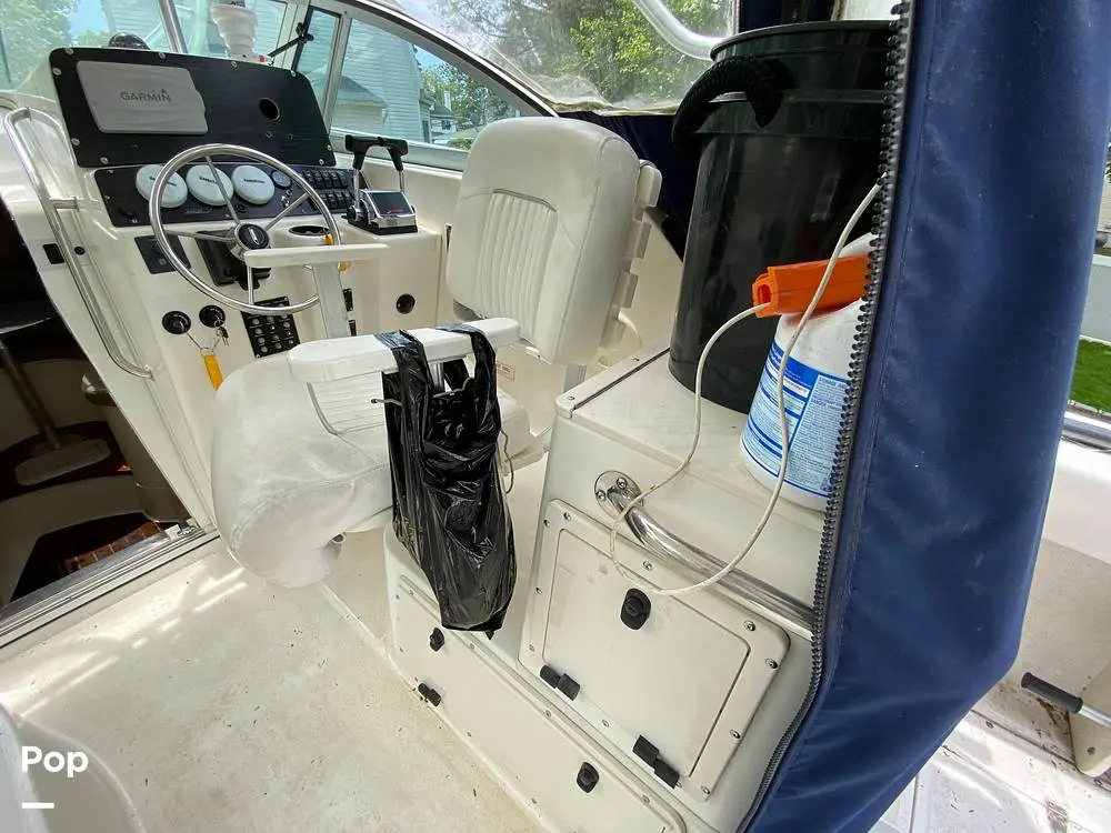 2001 Boston Whaler 28 conquest