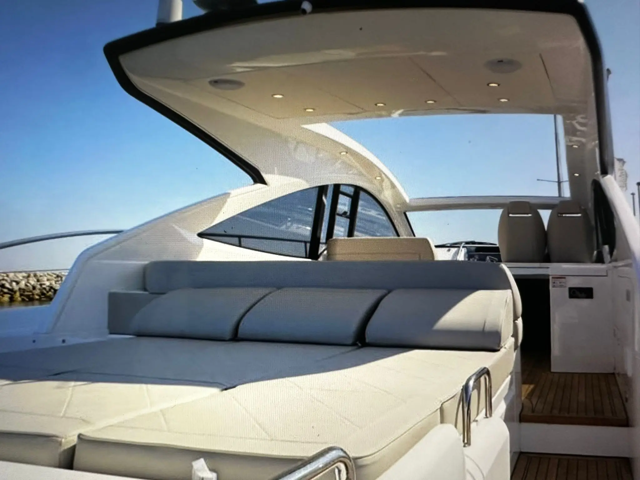 2018 Fairline targa 48