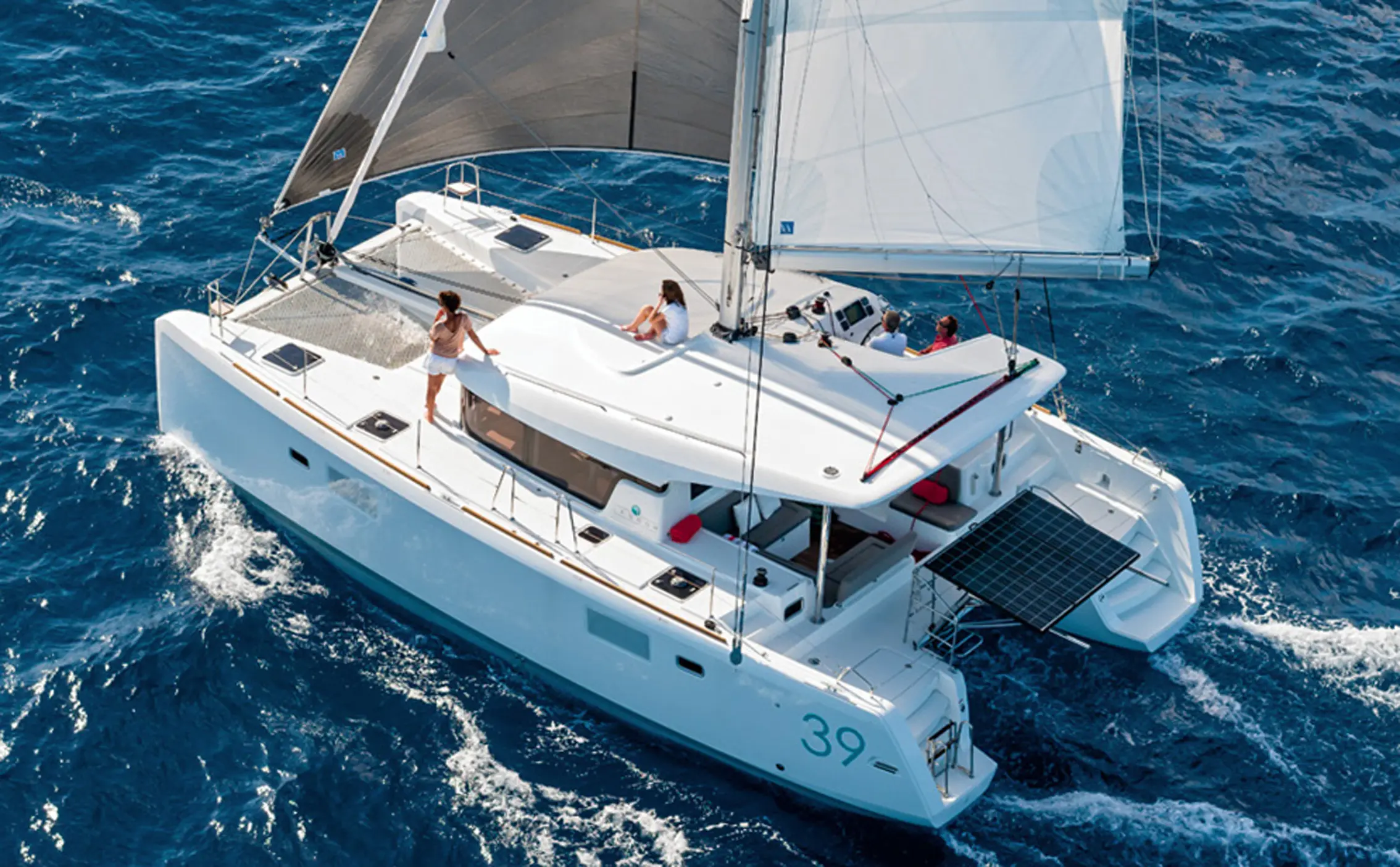 2013 Lagoon 39 owners version