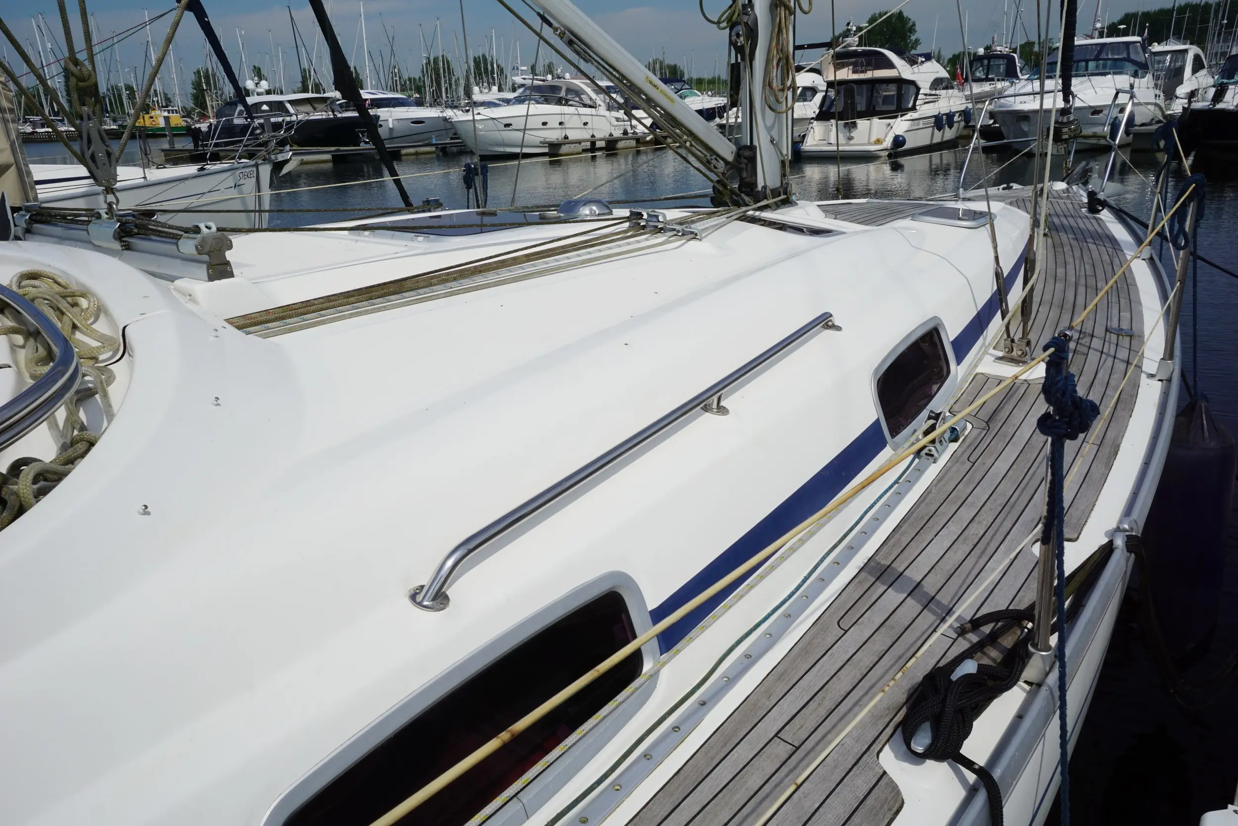 2006 Bavaria 37-3 cruiser