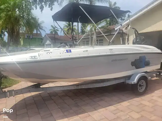 Bayliner Element E18