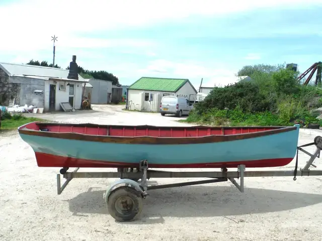 Classic Cornish Rowing Punt