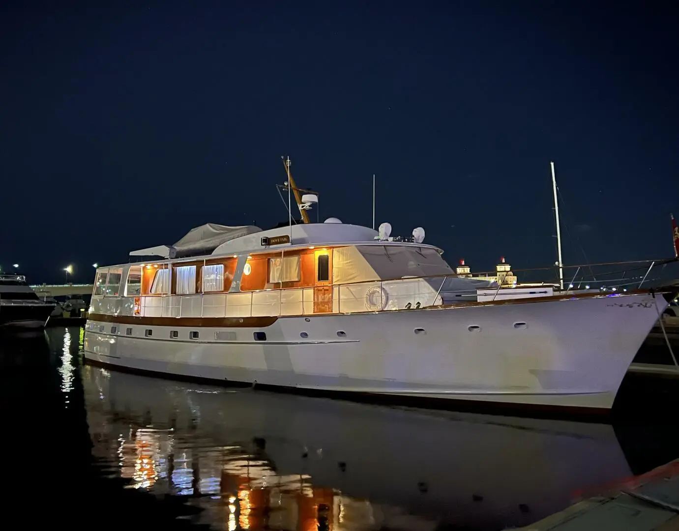 1972 Newport houseboat