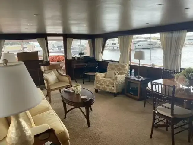 Trumpy Houseboat