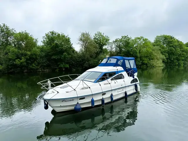 Birchwood Boats Crusader 310