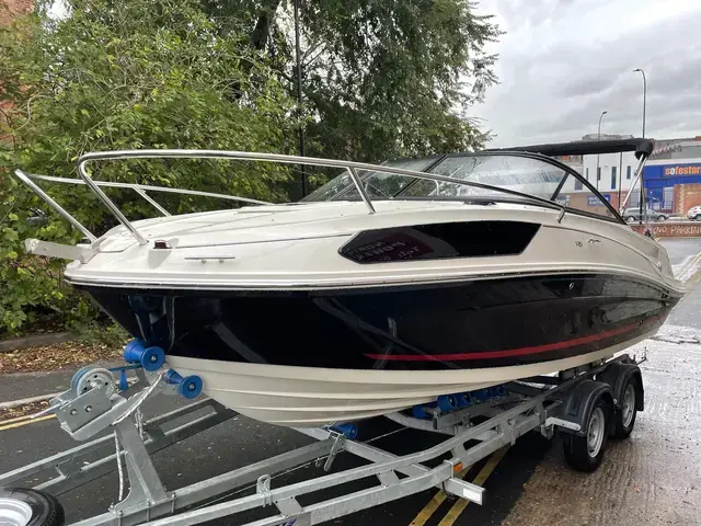 Bayliner Vr5