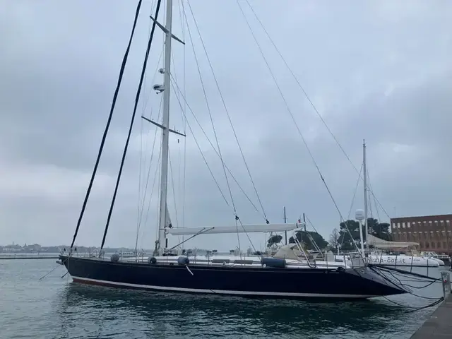 ROYAL HUISMAN 84' Custom Frers Sloop