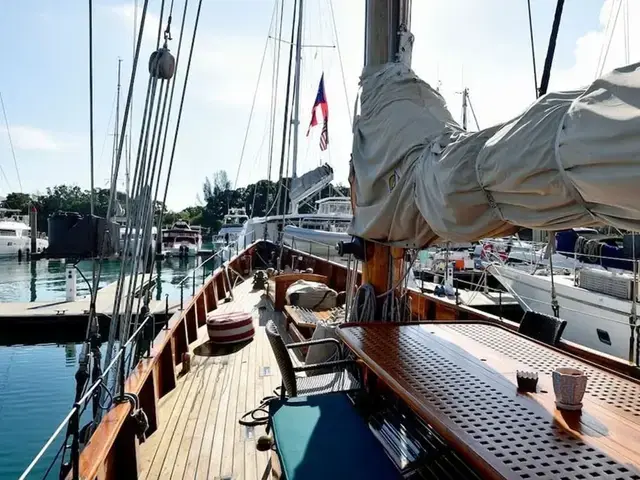 STOW & SONS 78' Custom Classic Ketch