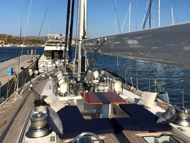 ROYAL HUISMAN 84' Custom Frers Sloop