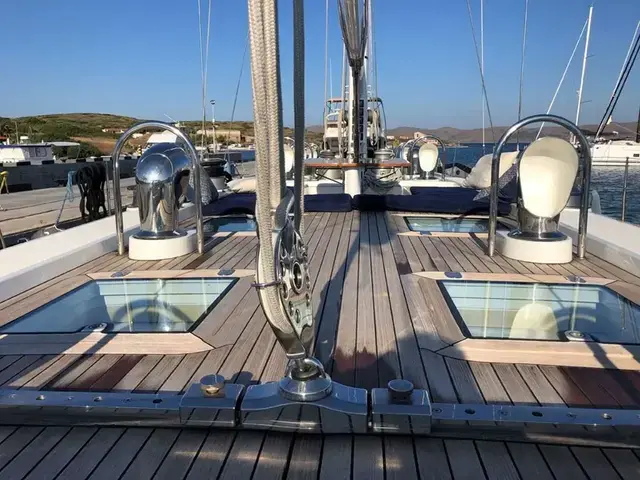 ROYAL HUISMAN 84' Custom Frers Sloop