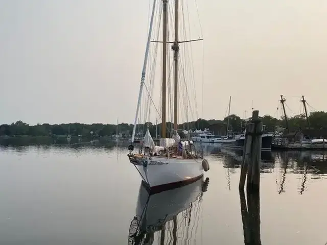 Gannon & Benjamin 75' Schooner