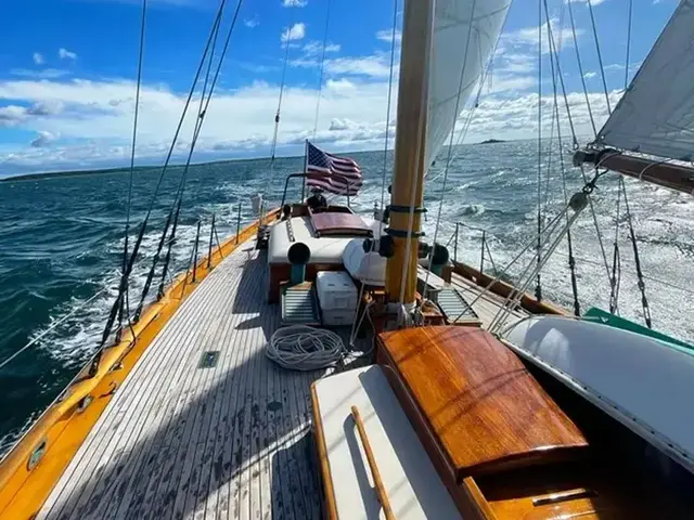 Gannon & Benjamin 75' Schooner