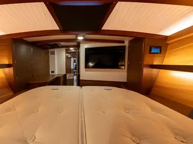 Spirit Yachts Spirit 65DH