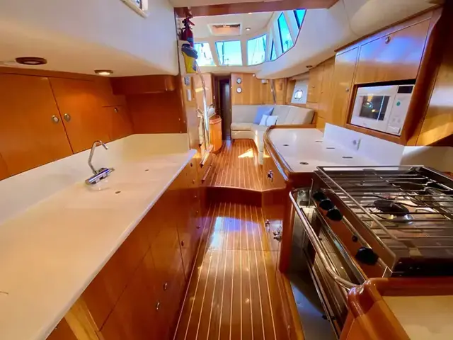 WEST CUSTOM MARINE Mystic 55