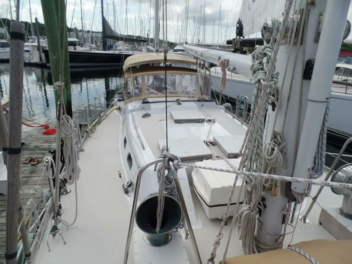 1979 Hinckley sou'wester 50 yawl