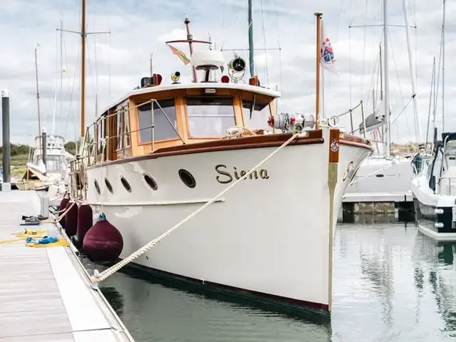 Custom Penn-Jersey Commuter Motor Yacht