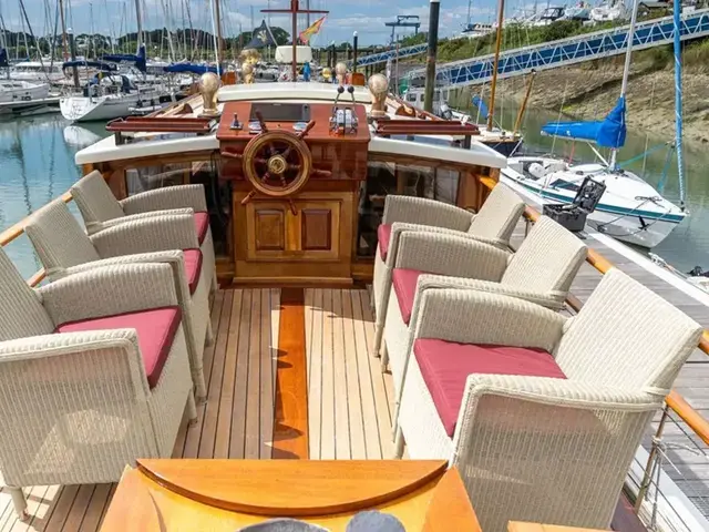 Custom Penn-Jersey Commuter Motor Yacht