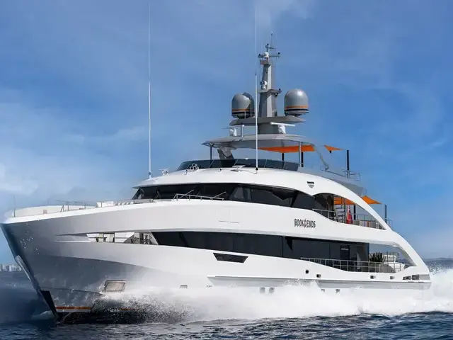 Heesen 5000 Aluminum