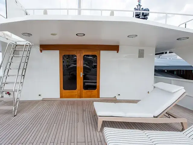 Feadship 150