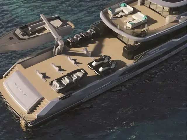 Custom Boats 127