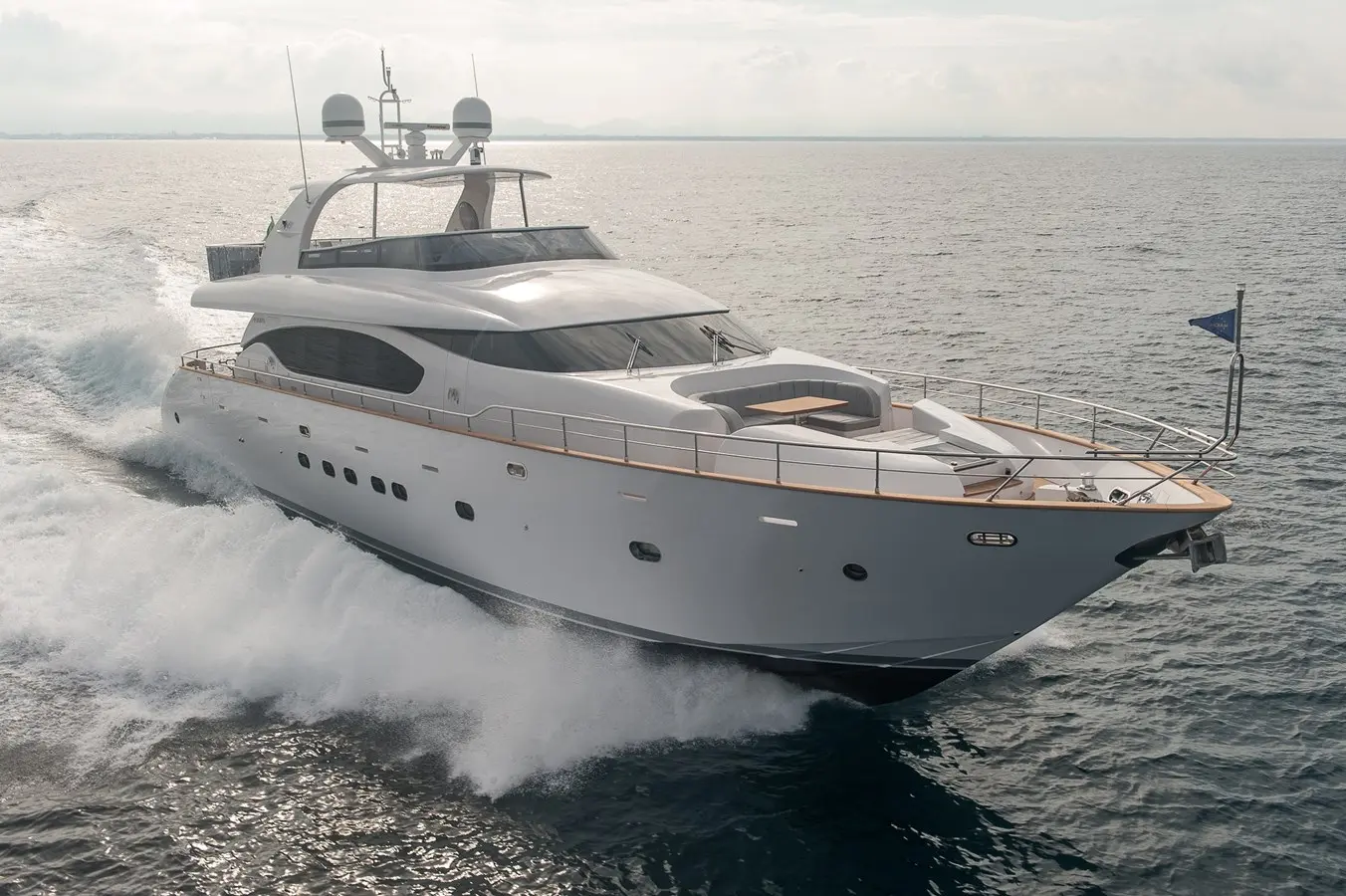 2015 Maiora 84 motor yacht