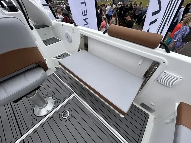 Beneteau Flyer 7 Sundeck