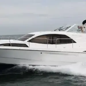 2010 Broom 425