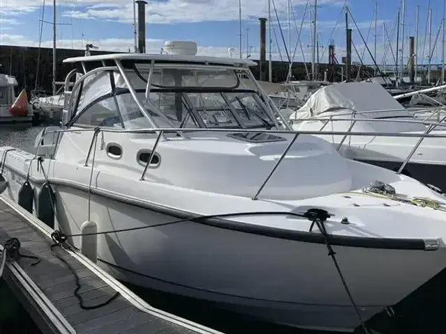 Boston Whaler 305 Conquest