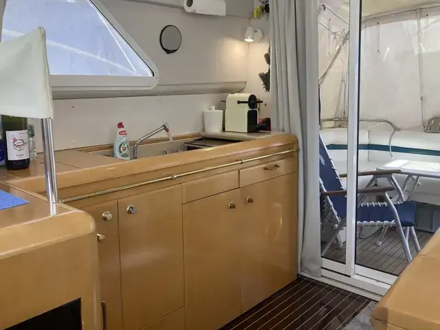 Fairline Brava 36