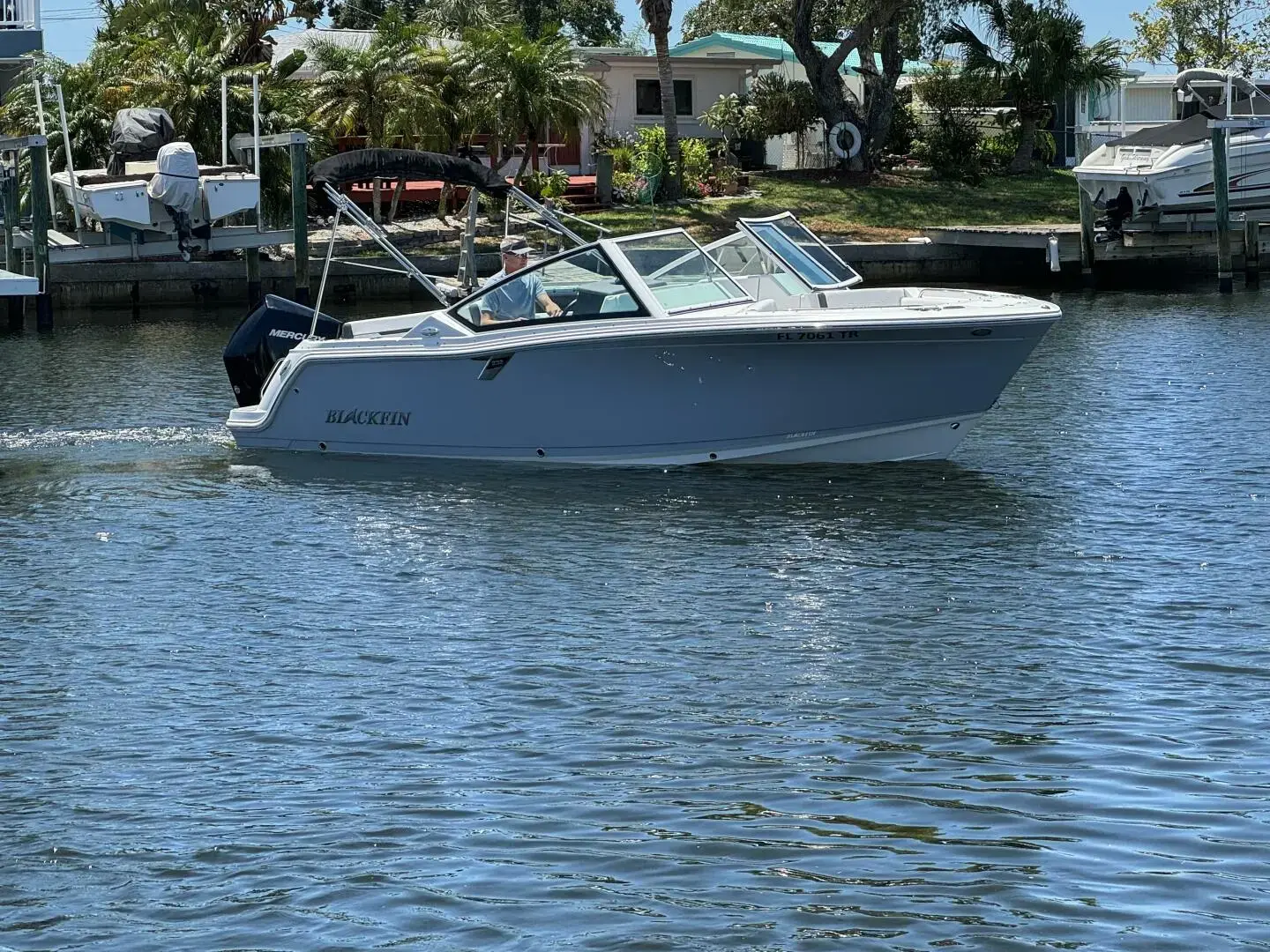 2022 Blackfin 232 dc