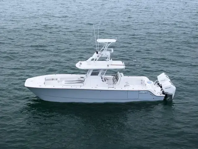 Invincible Boats 35 Catamaran