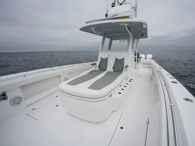 Invincible Boats 35 Catamaran