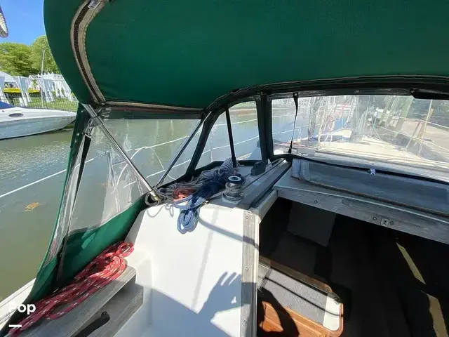 Catalina 30