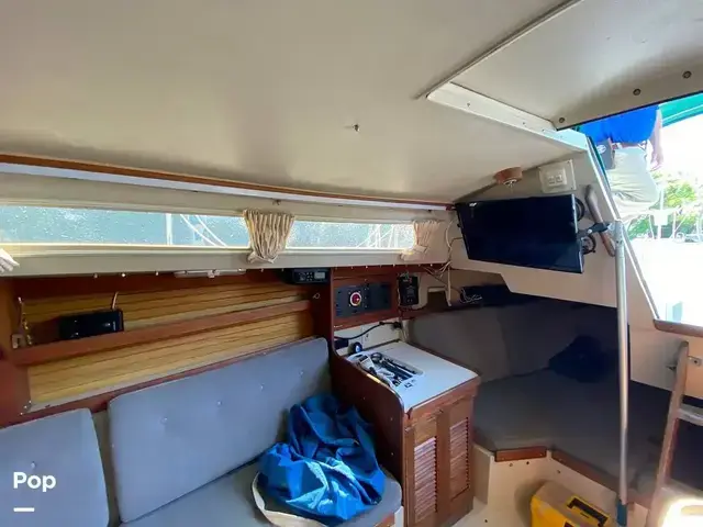 Catalina 30