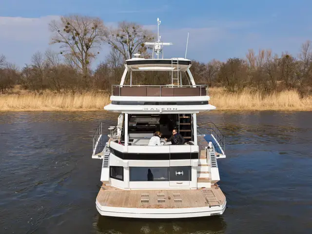 Galeon 640 Fly