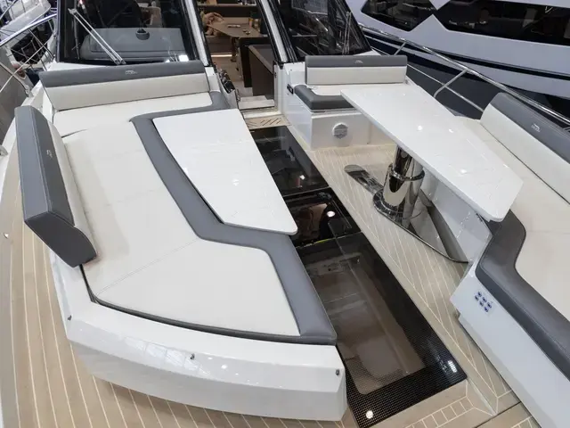 Galeon 640 Fly