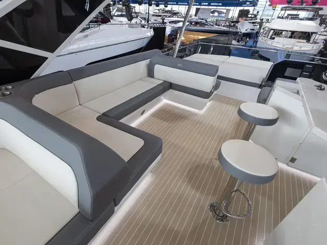 Galeon 640 Fly