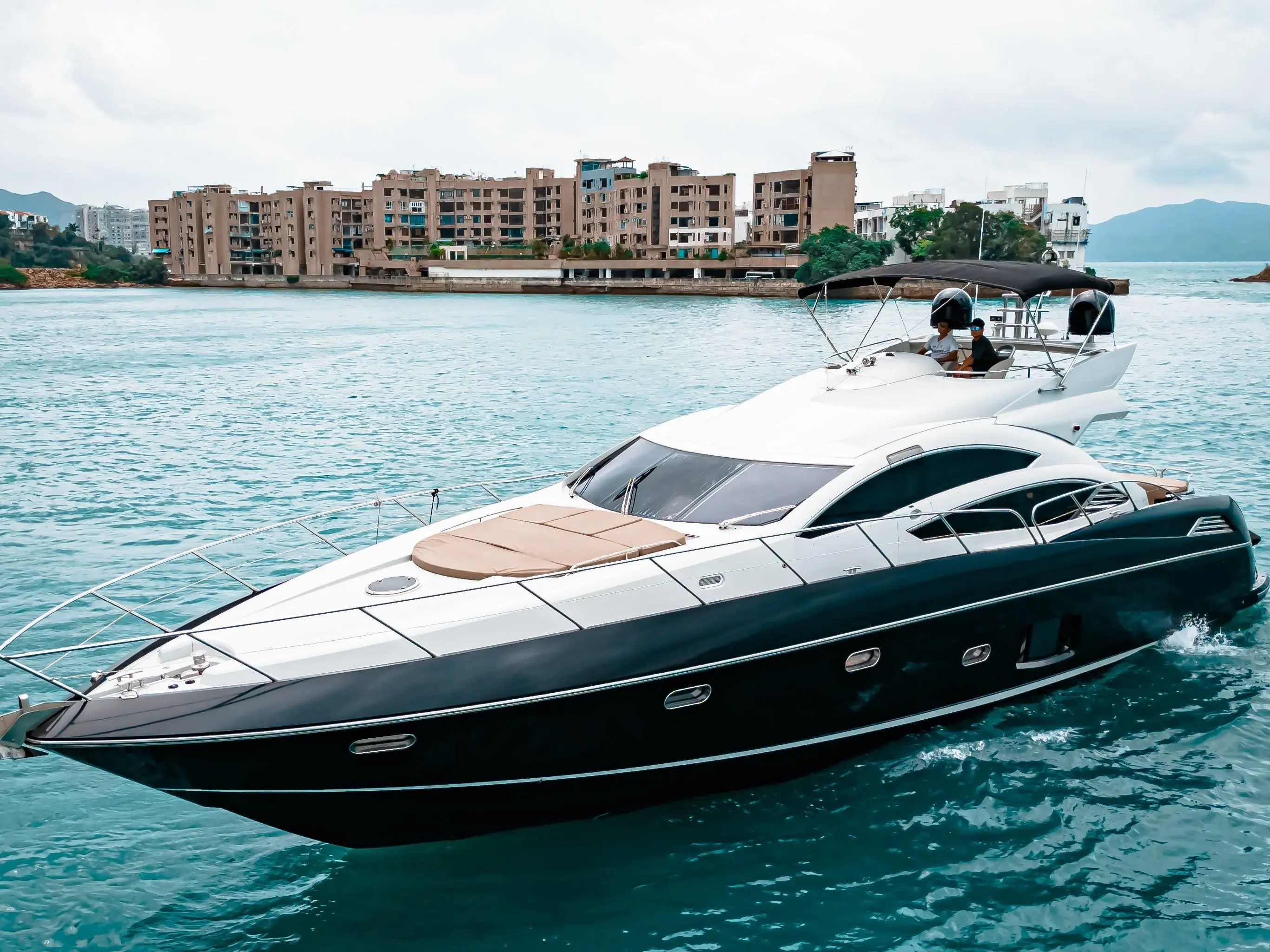 2010 Sunseeker predator 74