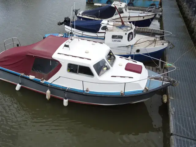 Fishing Boat 27 Ft