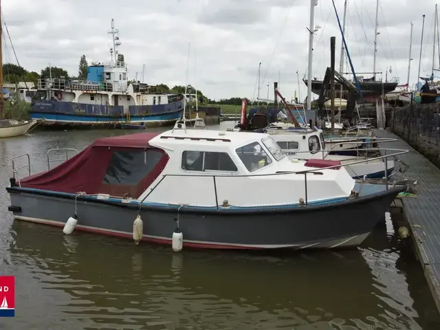 Fishing Boat 27 Ft