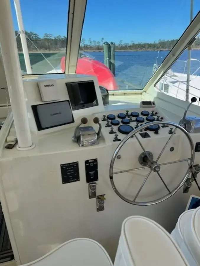 1971 Hatteras double cabin motor yacht