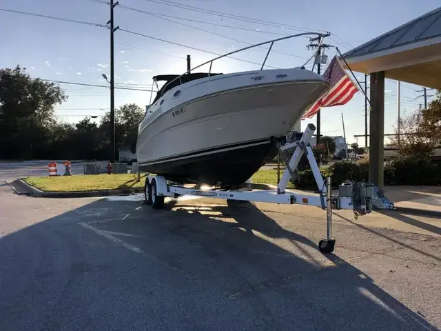 Sea Ray 240 Sundancer