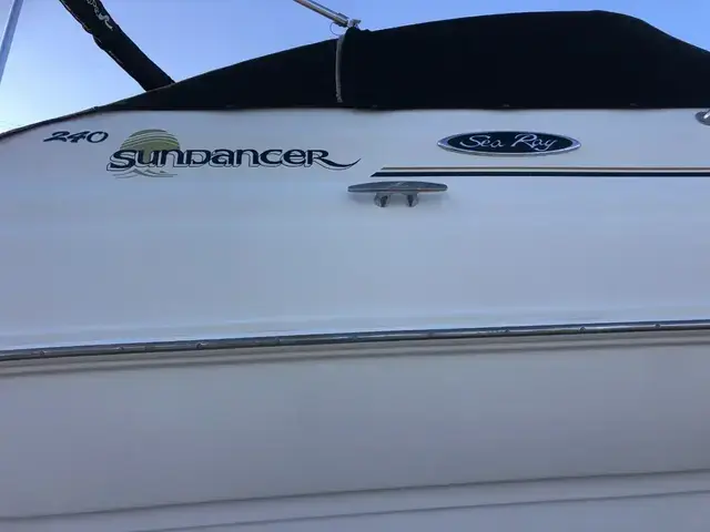 Sea Ray 240 Sundancer