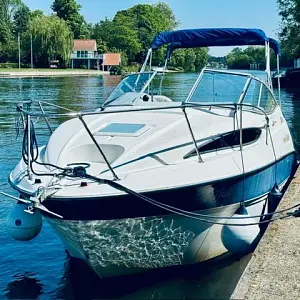 2004 Bayliner 245