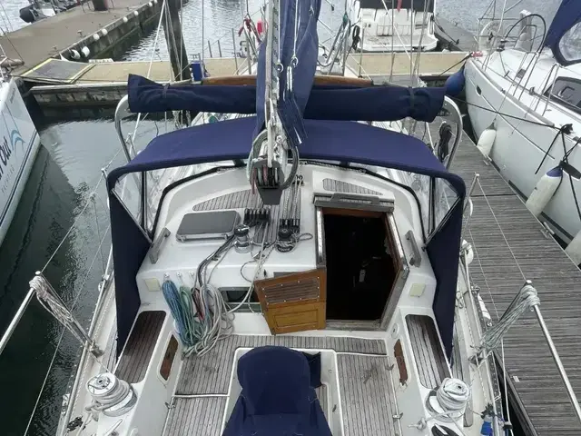 Cruising Yachts International Inc Slocum 43